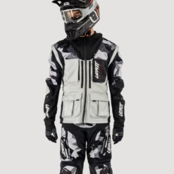 Leatt Jacket Moto 5.5 Enduro -ATOMIC MOTO SALE Leatt Moto Jacket 5 5Enduro Forge Front 5024080100