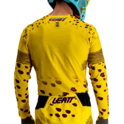 Leatt Jersey Moto 5.5 UltraWeld -ATOMIC MOTO SALE Leatt Moto Jersey 5 5Ultaweld Cheetah Rear 5025300140