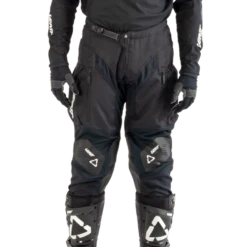 Leatt Pant Moto 4.5 Enduro -ATOMIC MOTO SALE Leatt Moto Pant 4 5 Enduro Black Front 5023031800